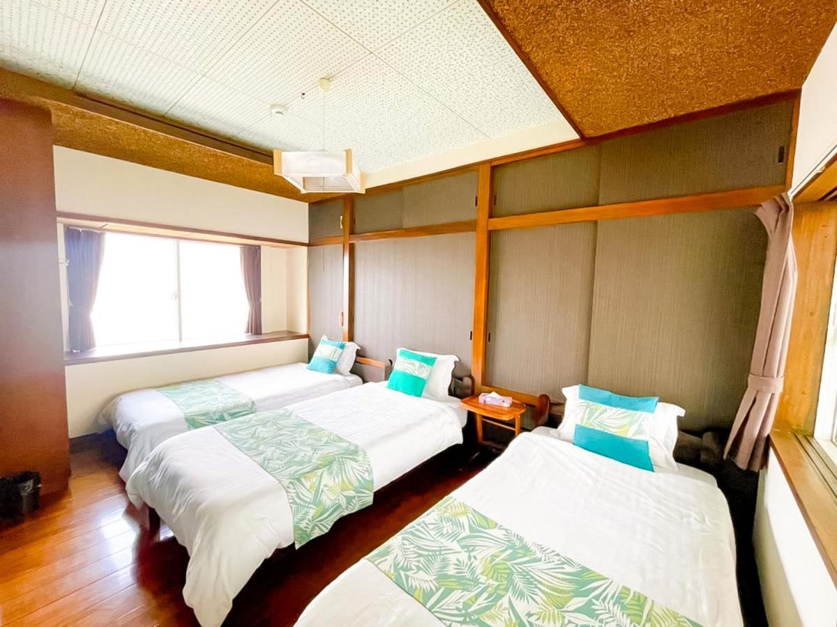 Abya Hirosa Villa: Convenient Station-Adjacent Retreat Naha Exterior photo